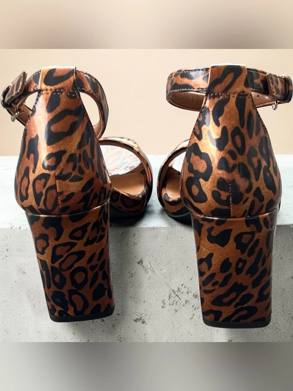 Naturalizer stylish leopard